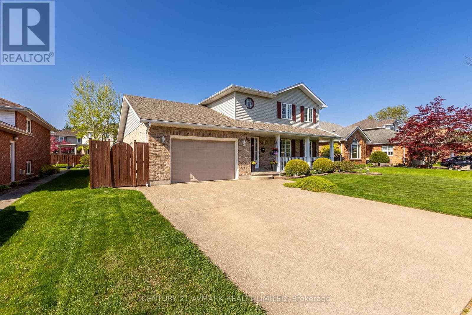 154 MICHAEL DRIVE photo 2