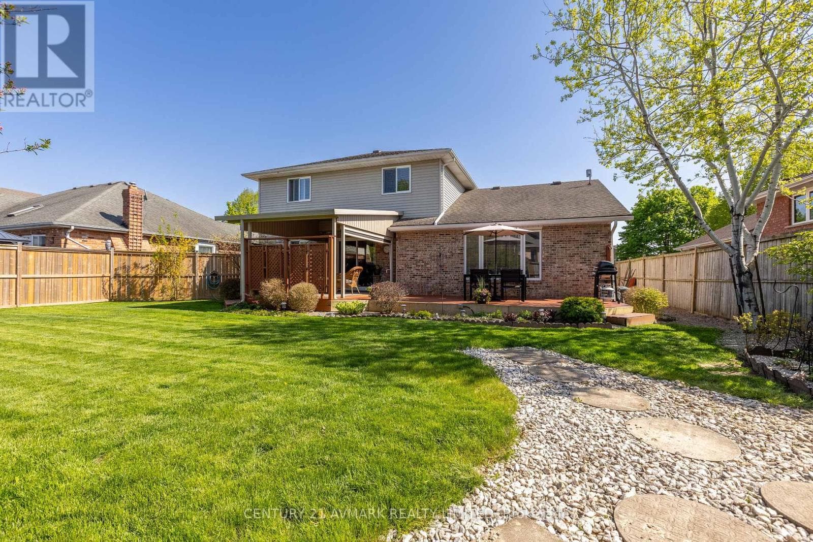 154 MICHAEL DRIVE photo 5