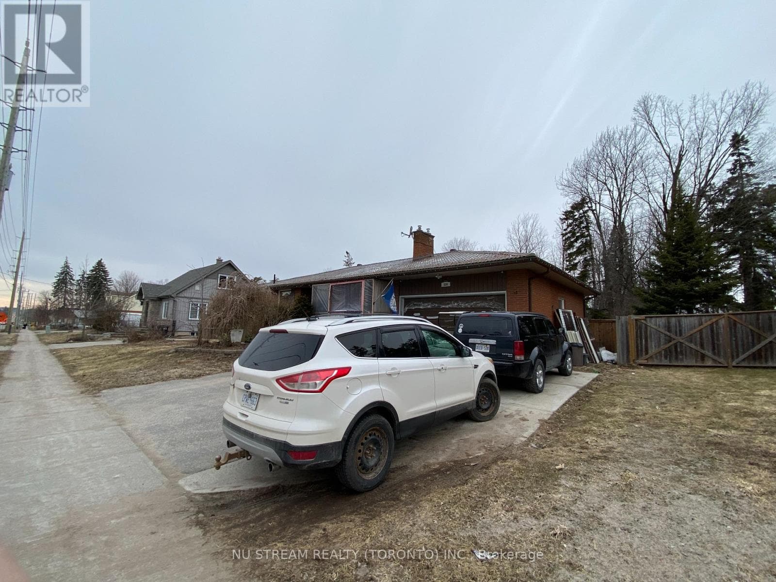 536 BIG BAY POINT ROAD photo 2