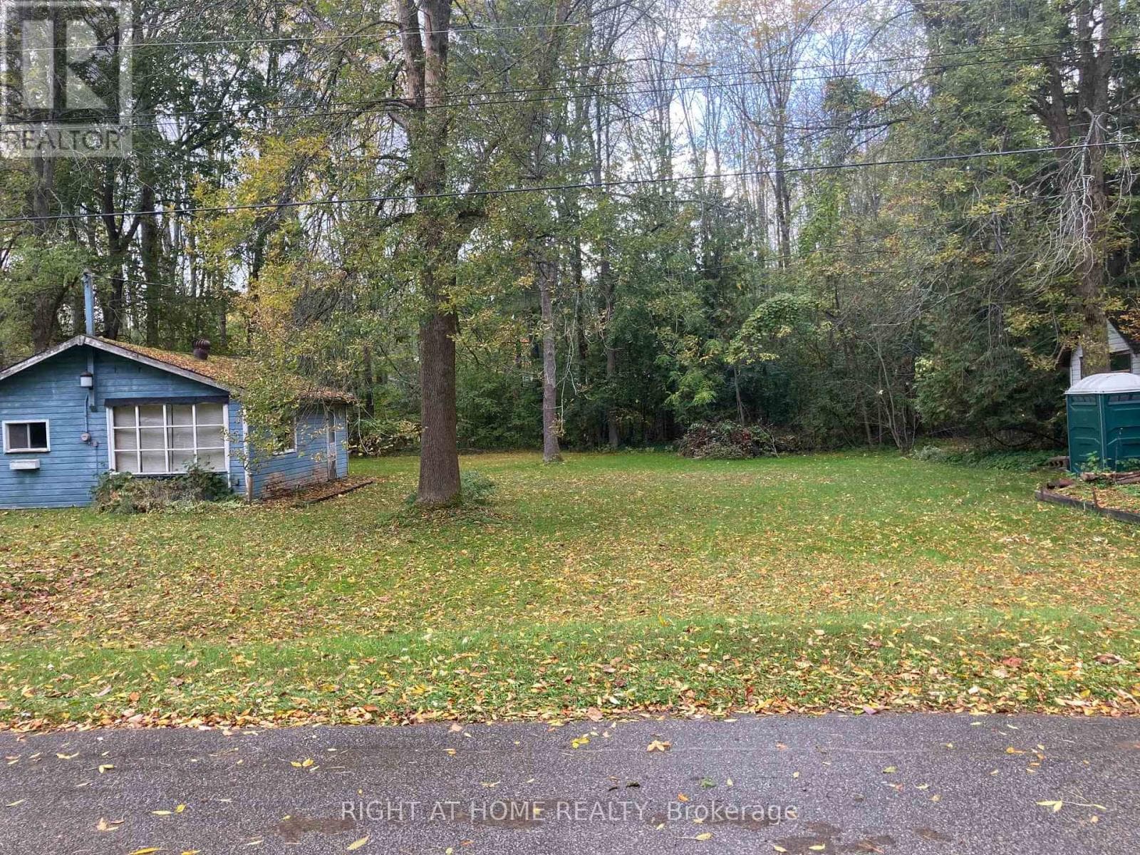 14 BARBARA AVENUE photo 2