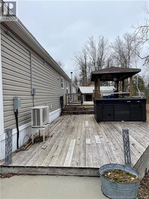 200 Dewolfe Road photo 3