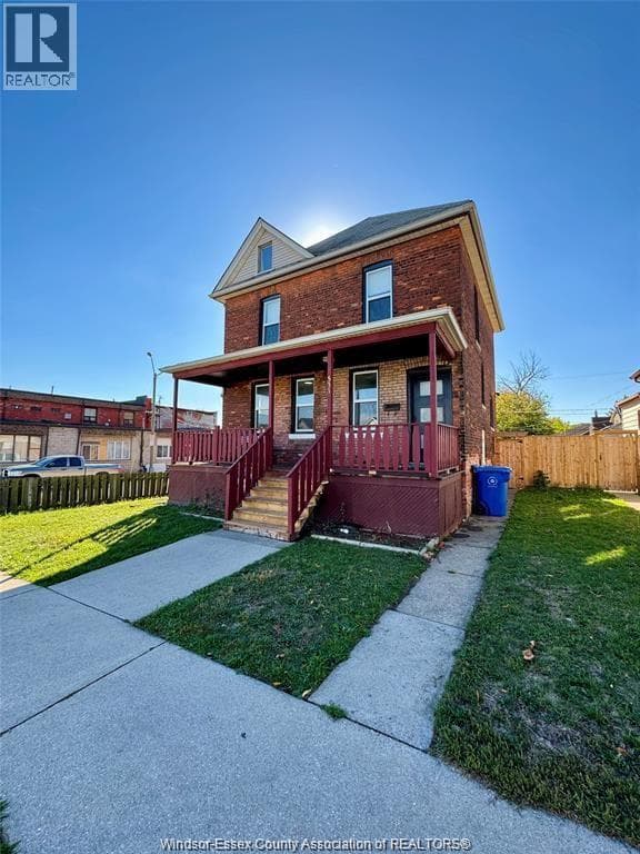 531 LANGLOIS AVENUE photo 3