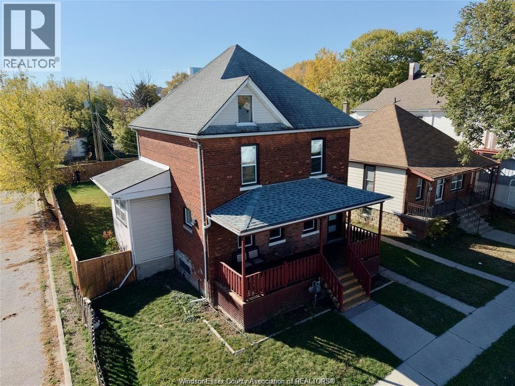 531 LANGLOIS AVENUE photo 4