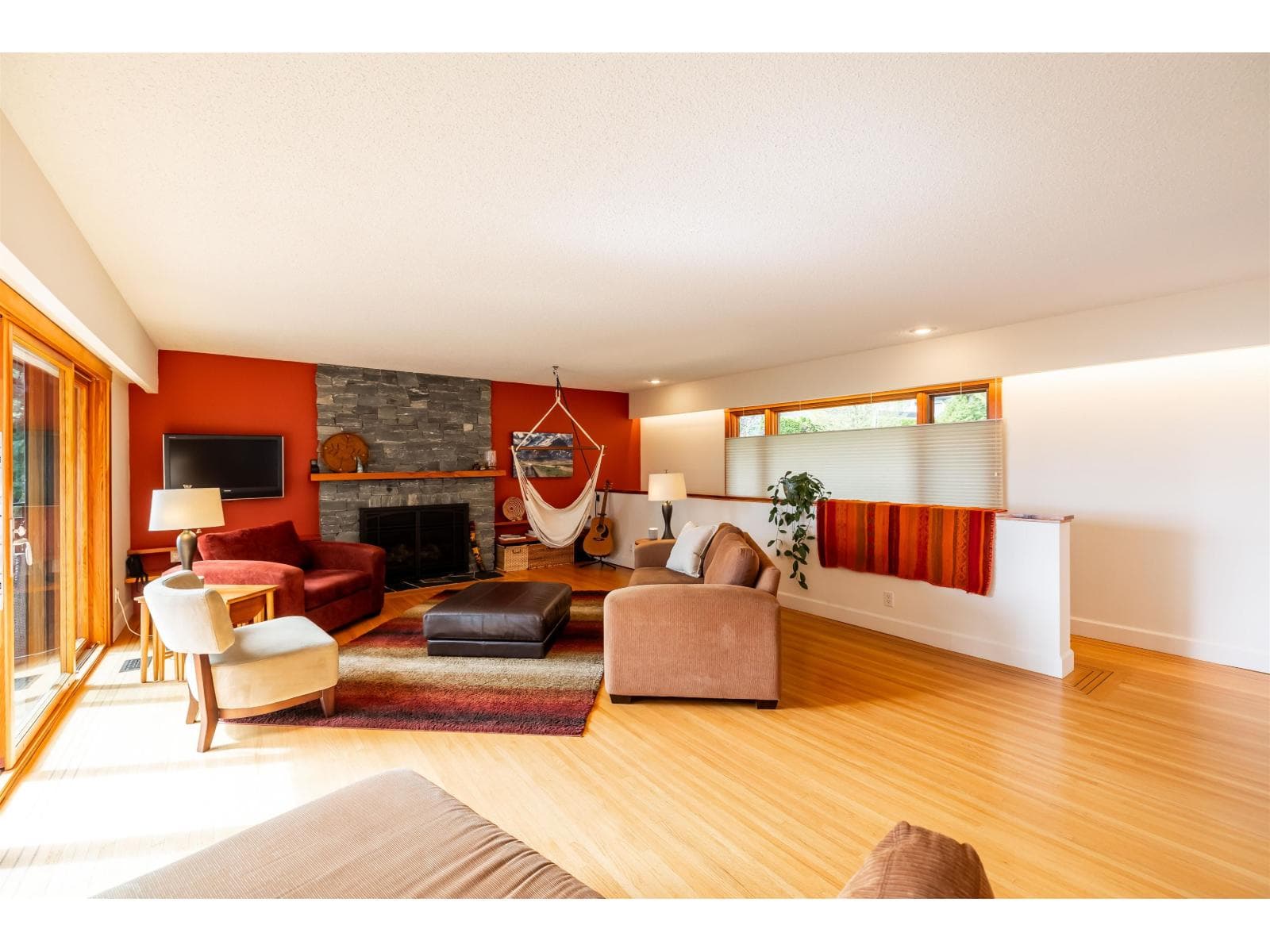13464 56 AVENUE photo 4