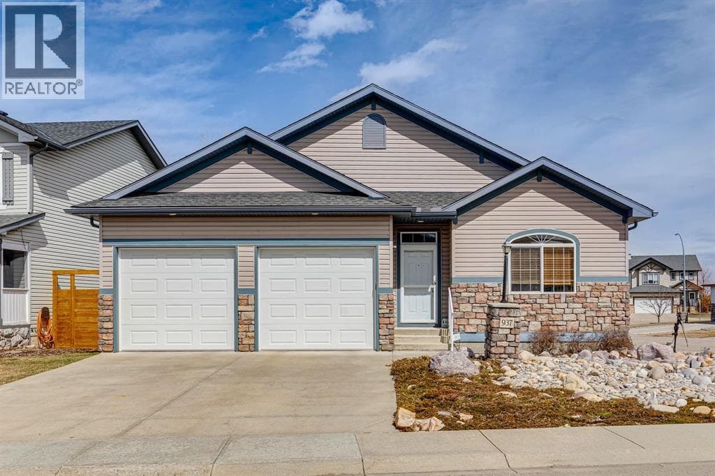937 Cimarron Park Close photo 3