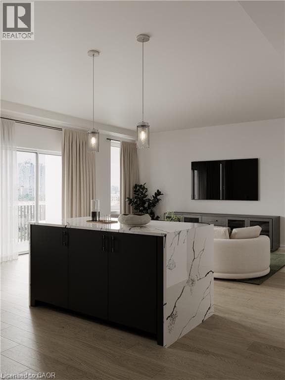 525 ERINBROOK Drive Unit# B039 photo 5