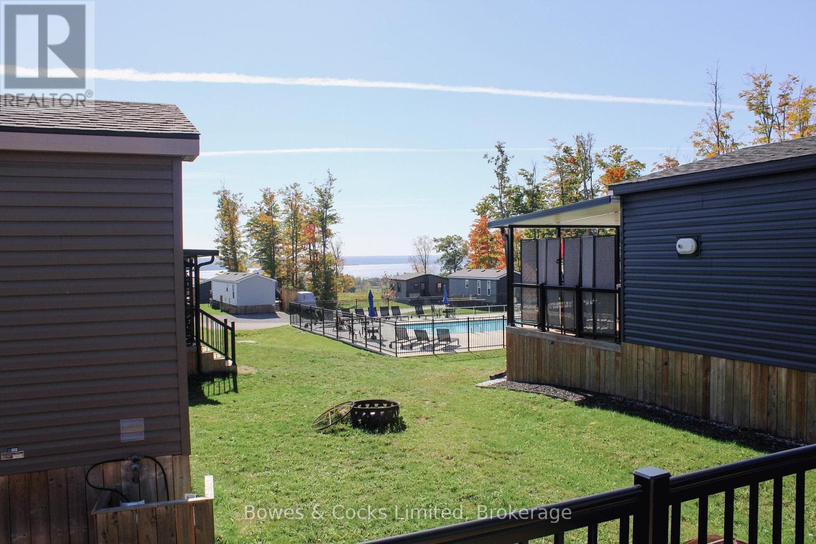 10 LAMBTON - 1235 VILLIERS LINE photo 5