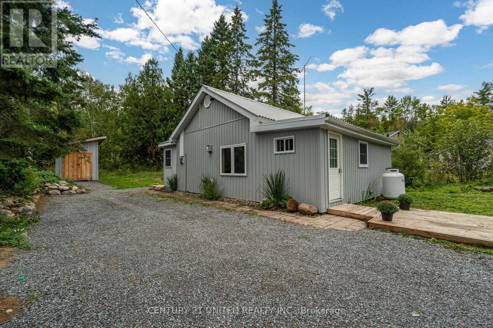 8186 HIGHWAY 28 photo 2