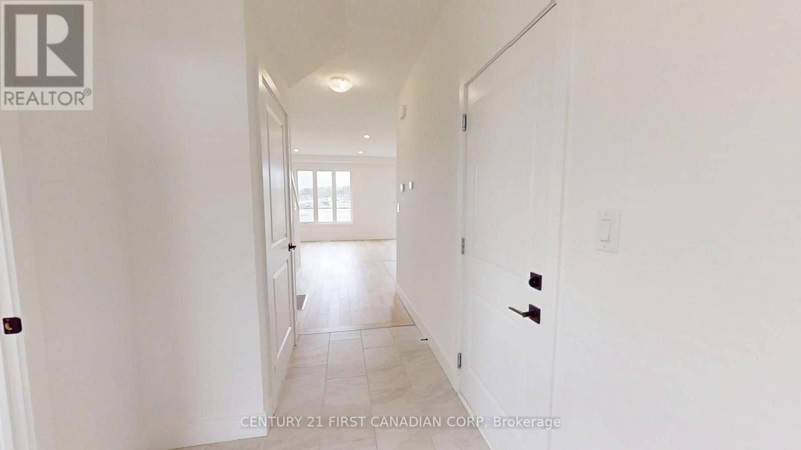 1217 TULLOCH AVENUE photo 2
