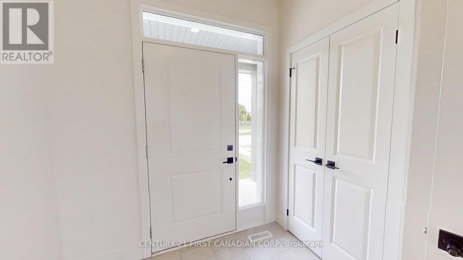 1217 TULLOCH AVENUE photo 3