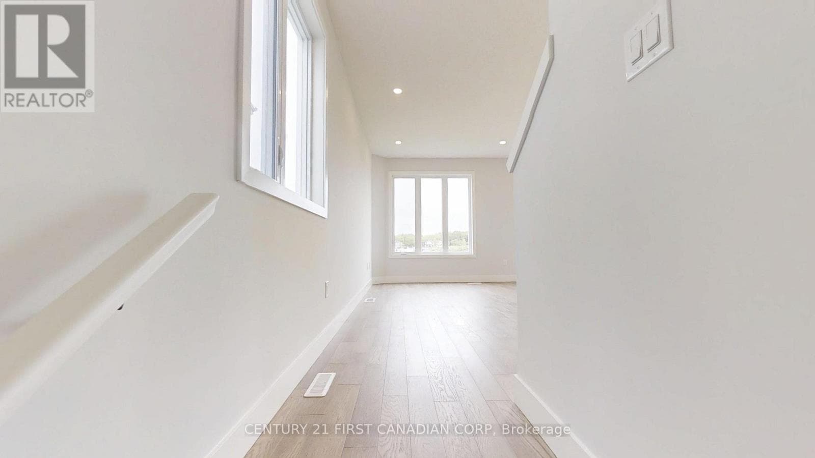 1221 TULLOCH AVENUE photo 5