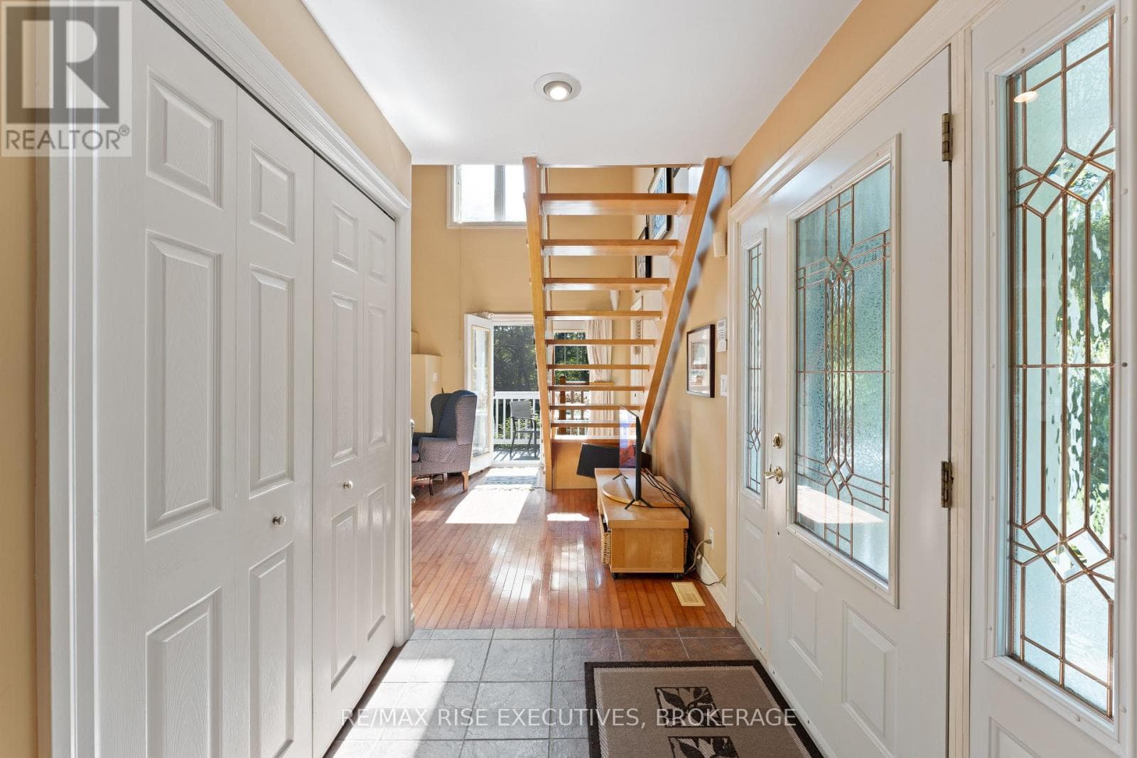 5209 HIGHWAY 15 photo 4