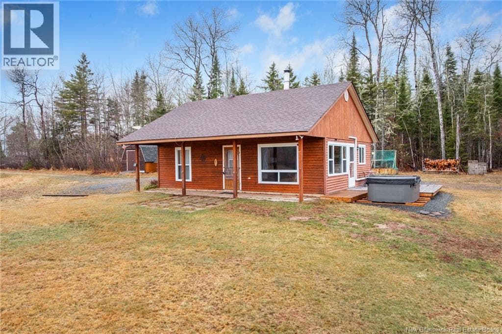 2 bed 1 bath single family at 1783 Lakeview Road — $289,900