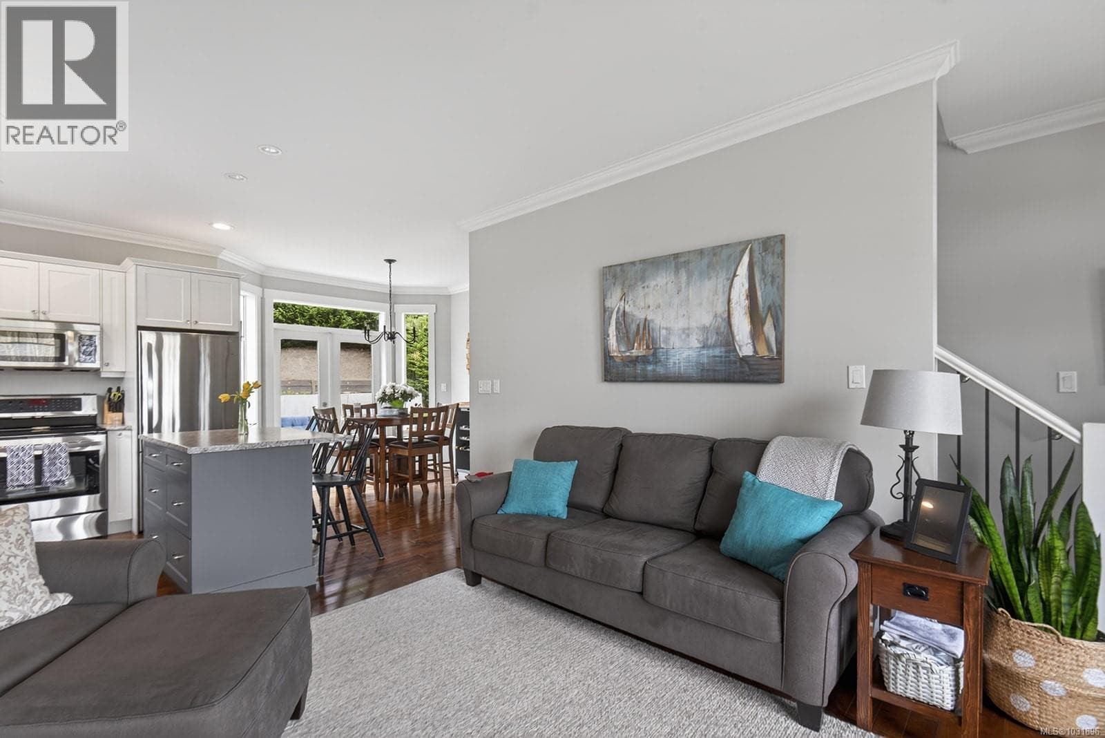 4665 Mallard Way photo 4