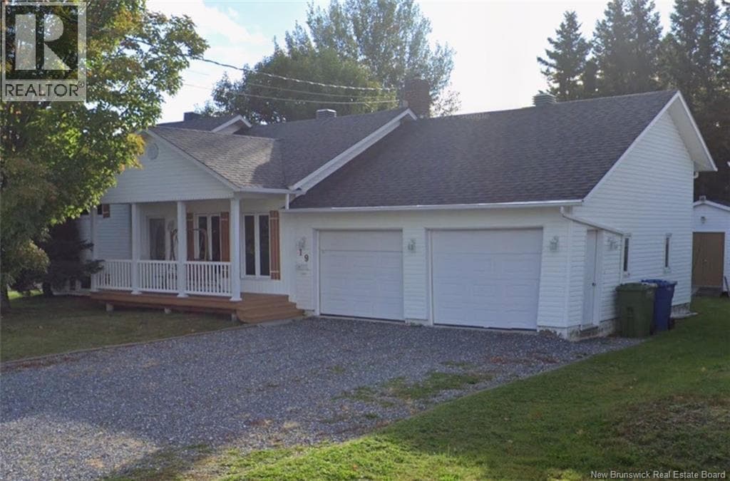 4 bed 2 bath single family at 19 Belisle Avenue — $325,000