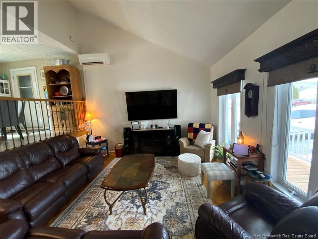 19 Belisle Avenue photo 2