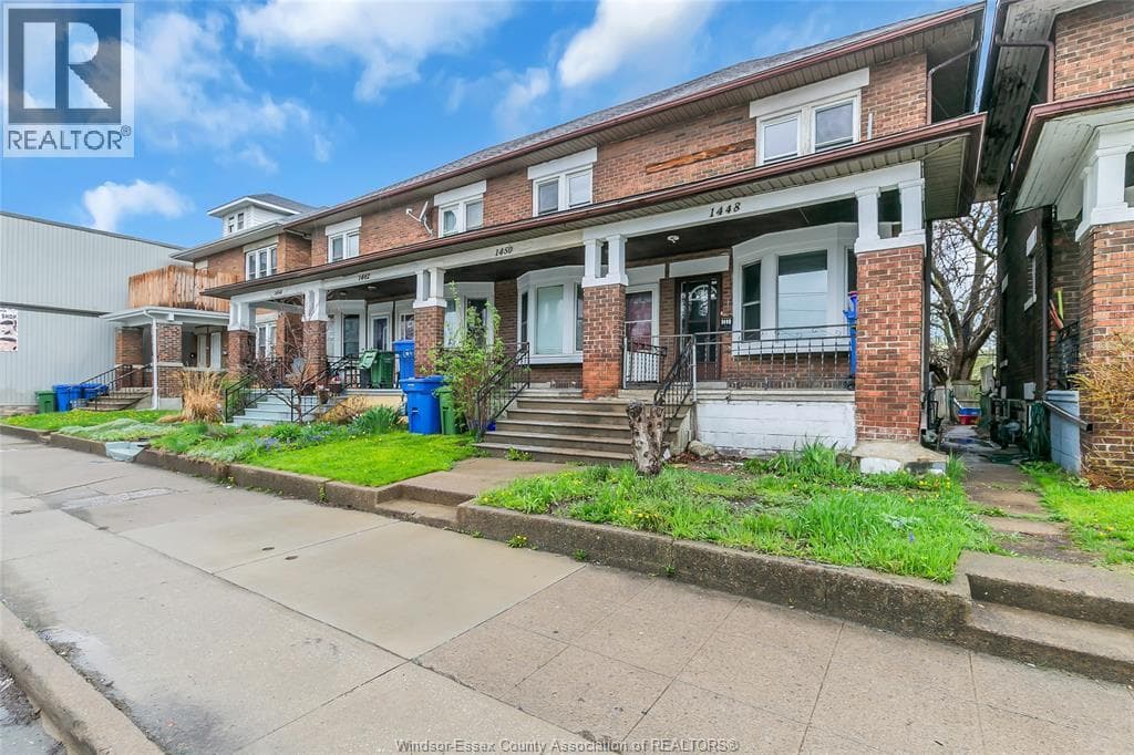 1448 WYANDOTTE STREET West photo 3