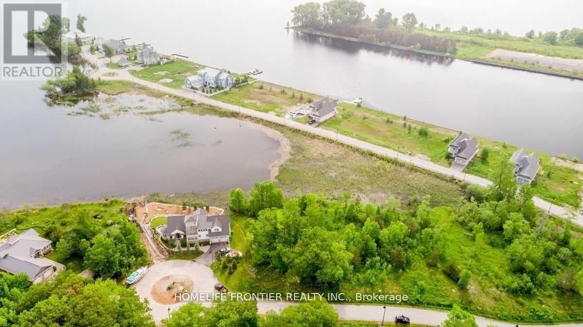 15 SWAN LANE photo 5