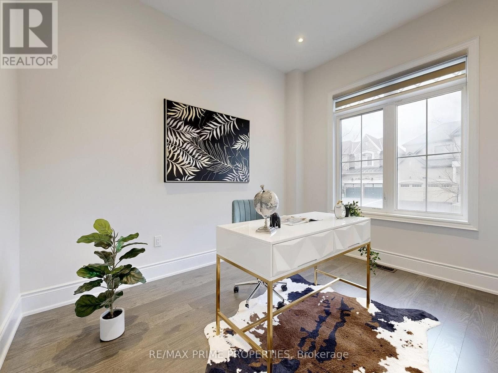 46 SCRIVENER DRIVE photo 2