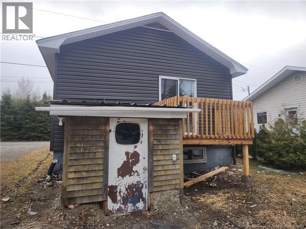 34 Scout Street photo 3