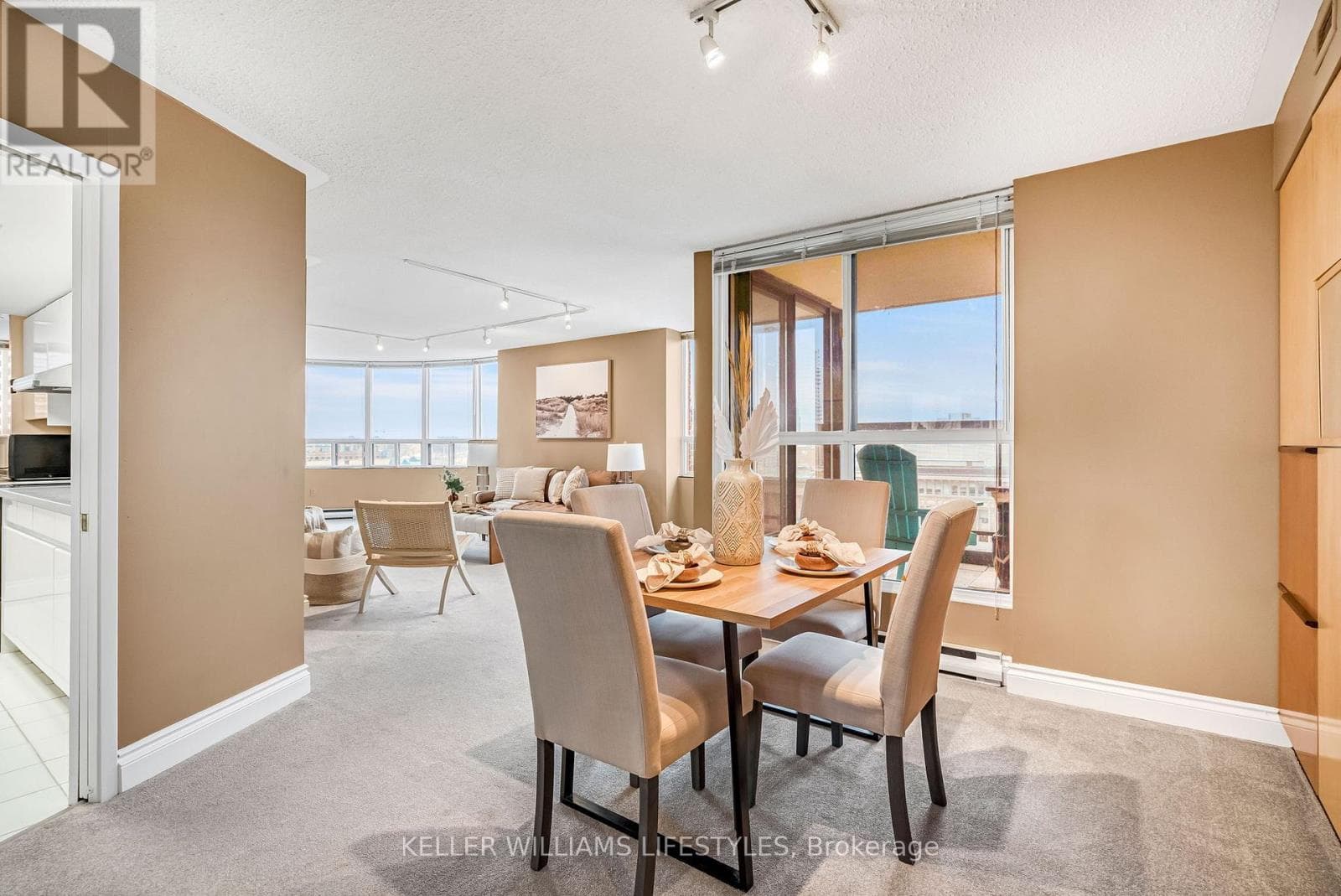 1101 - 7 PICTON STREET photo 4