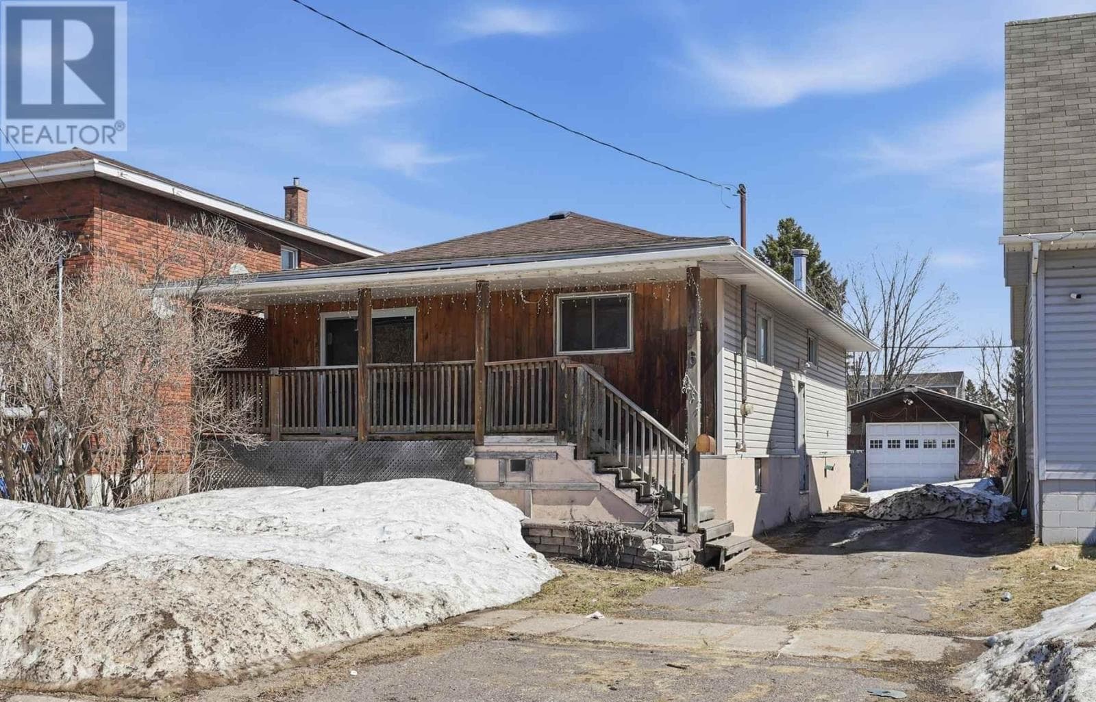 2 bed 1 bath single family at 176 Glasgow AVE — $170,100