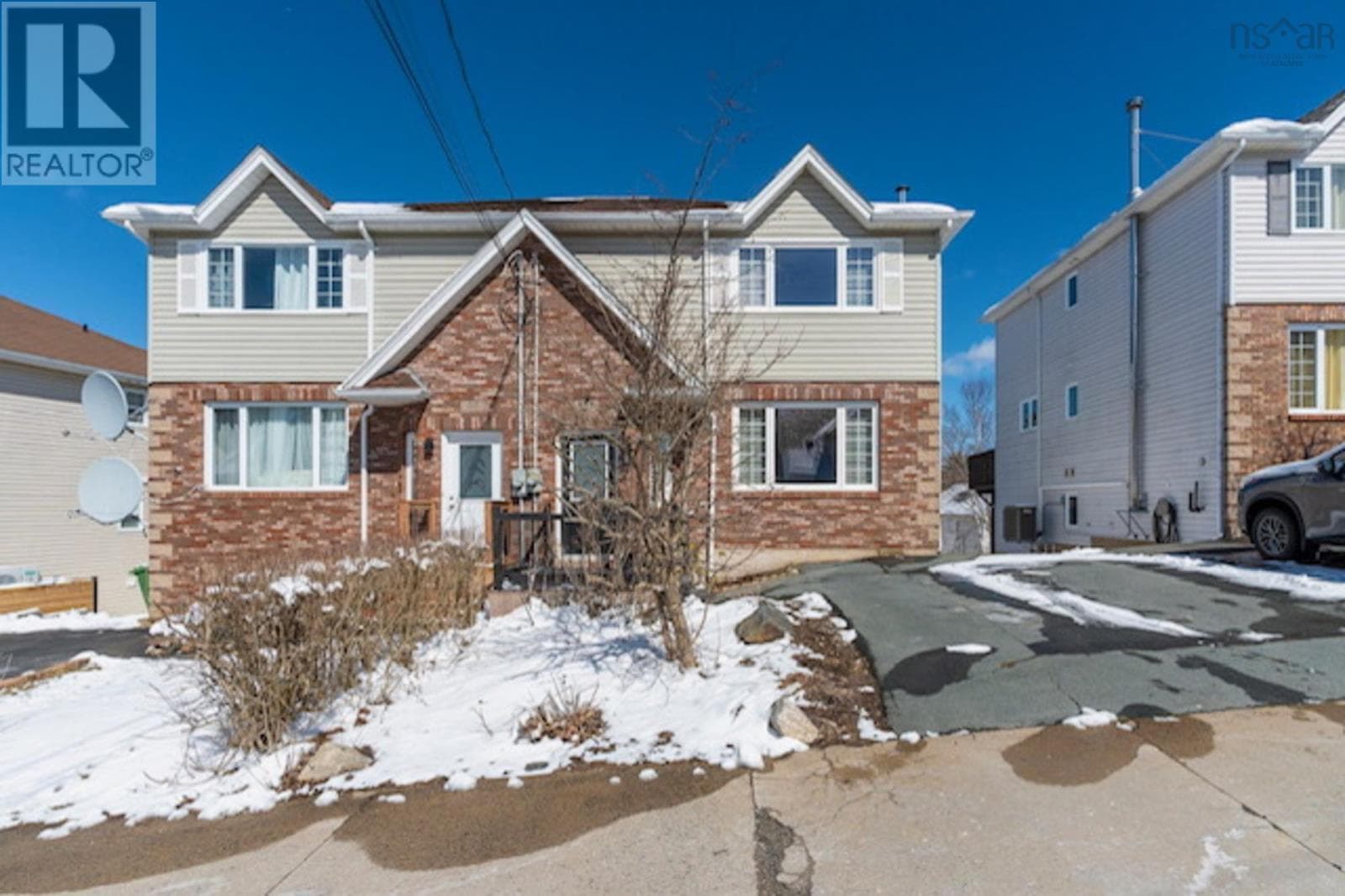 68 Royal Masts Way photo 3