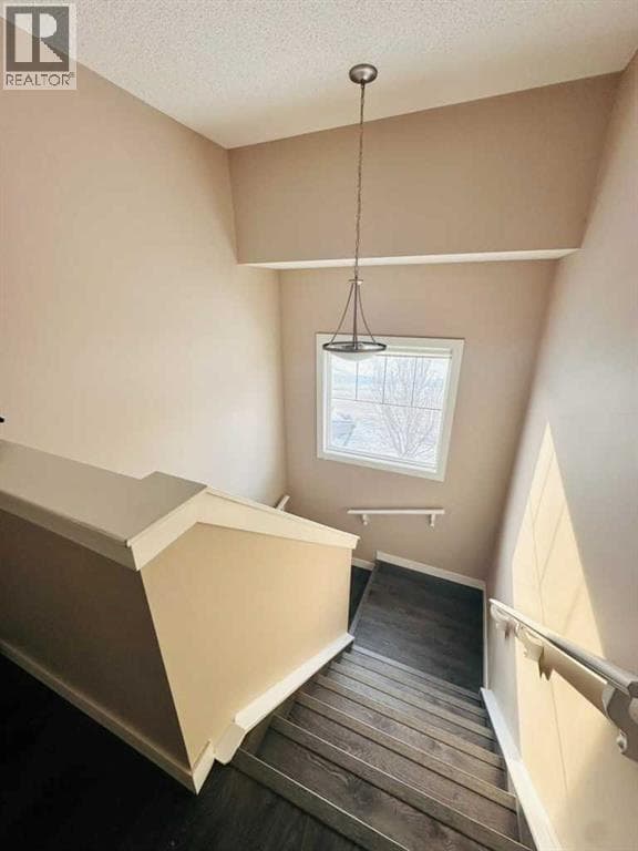 225 panatella Square NW — photo 5