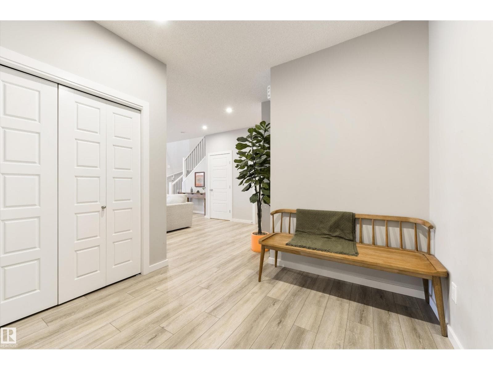 5361 LARK LD NW photo 4