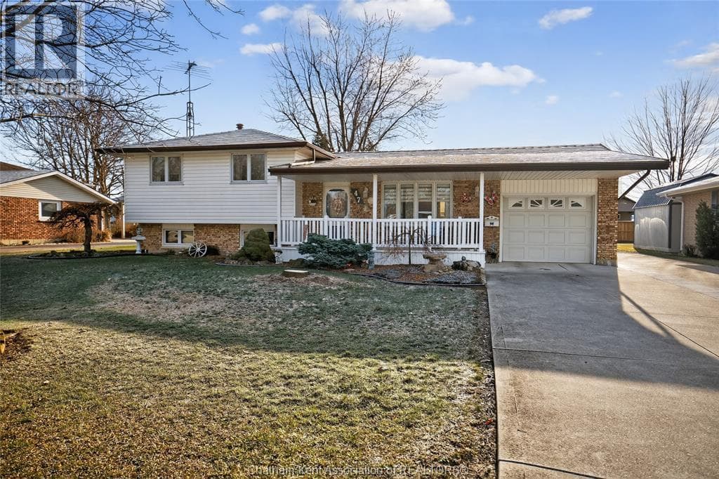 3 bed 2 bath single family at 47 Park LANE — $575,000