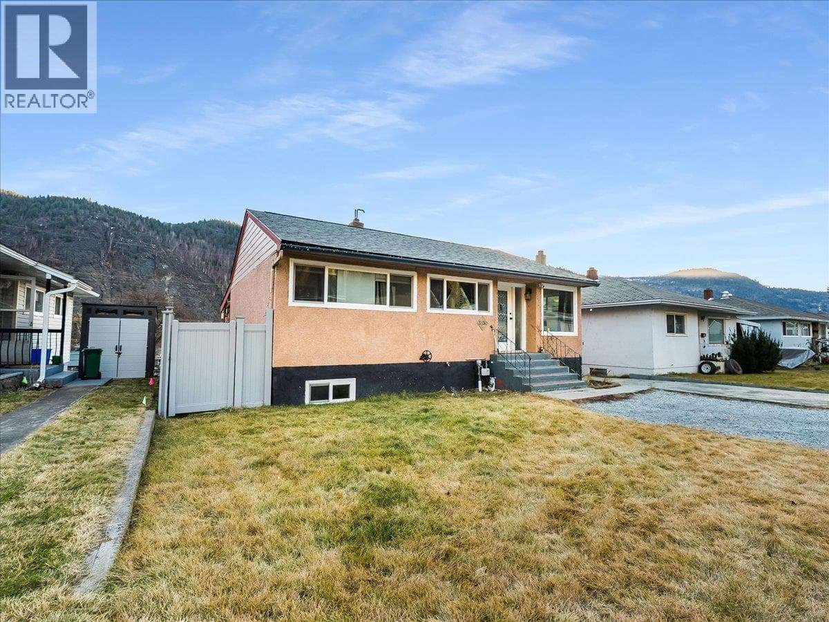 5 bed 2 bath single family at 3330 Dahlia Crescent — $415,000