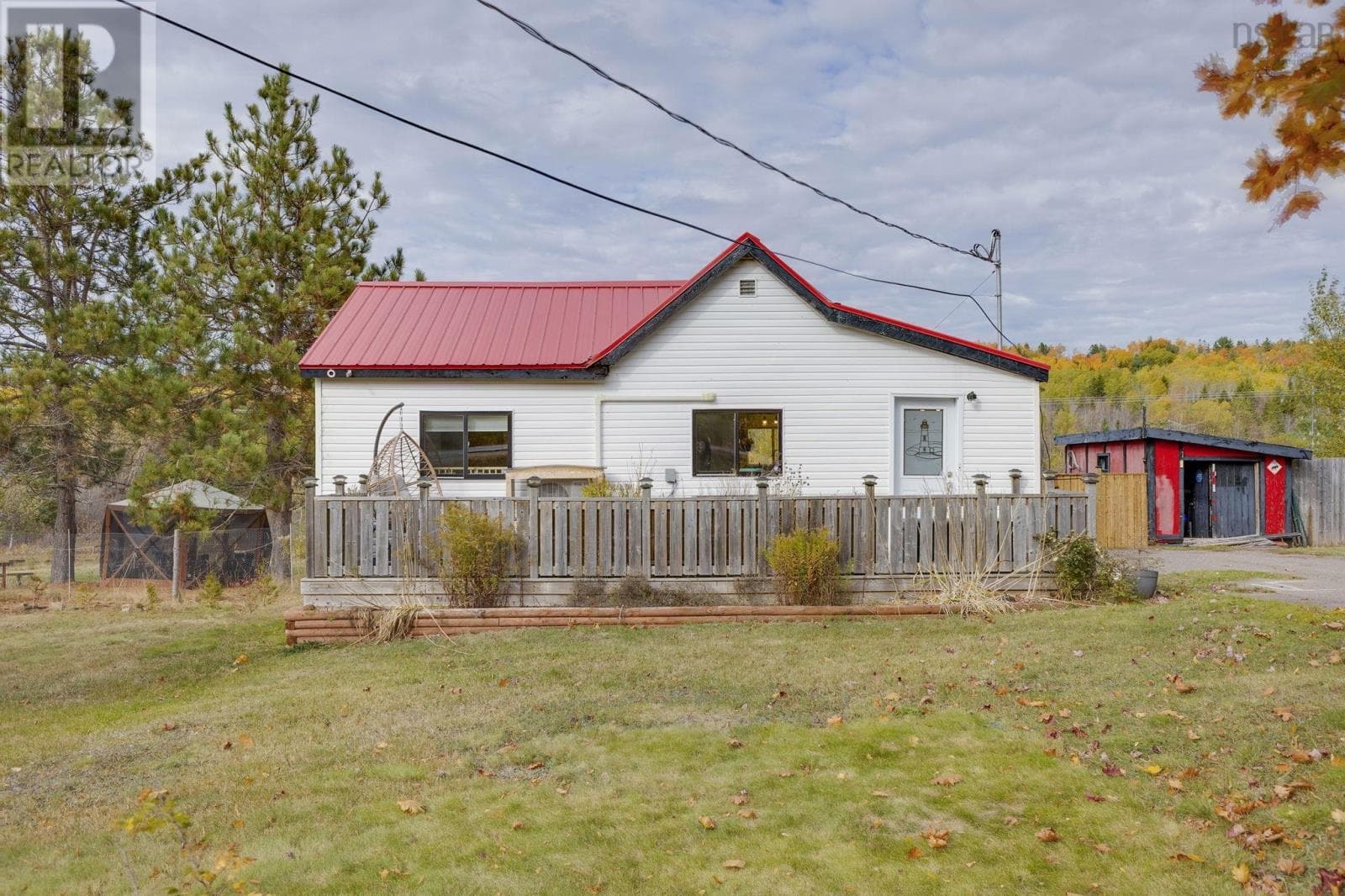 1329 Highway 321 photo 4
