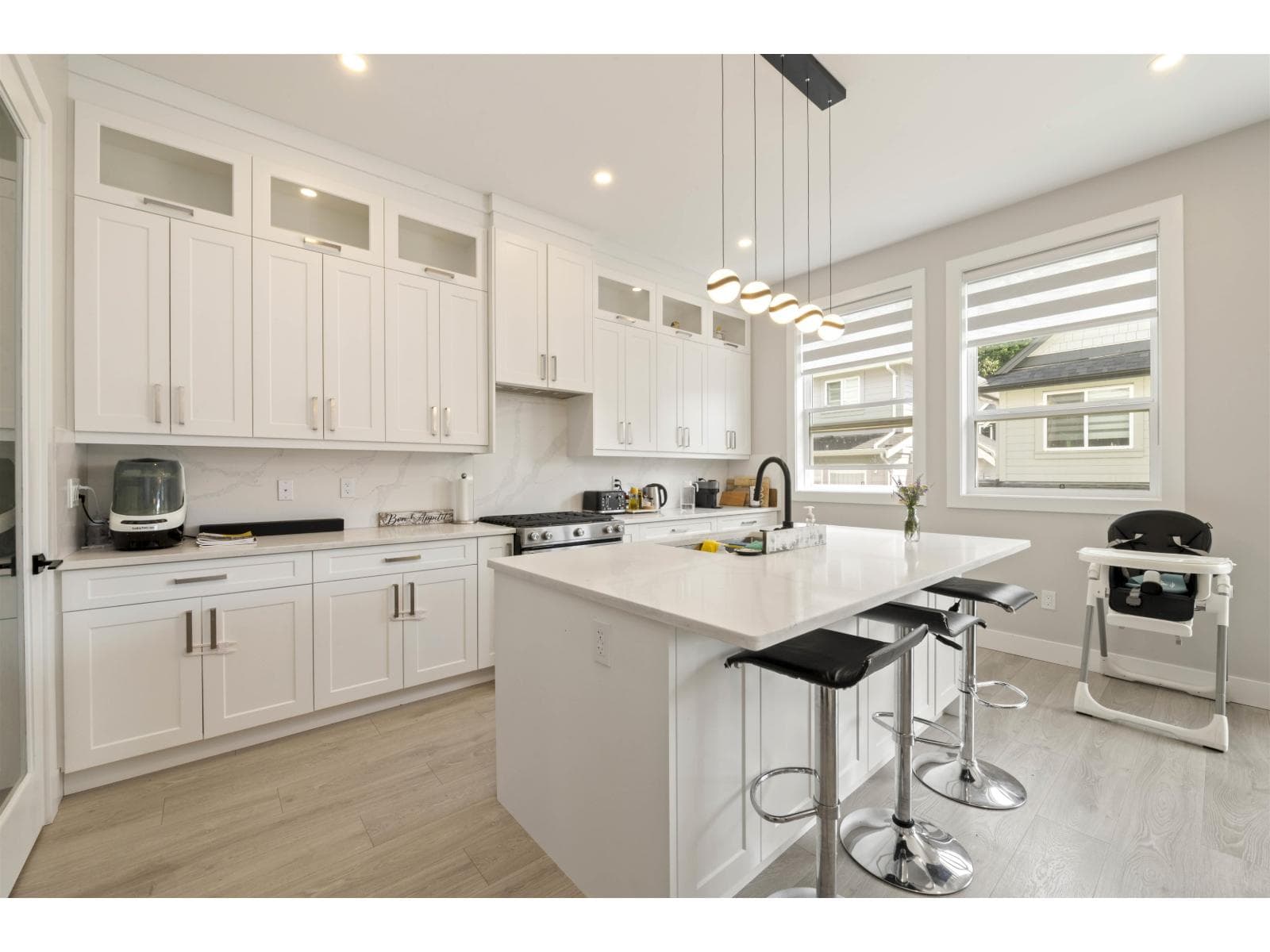 36 4127 OLD CLAYBURN ROAD photo 2
