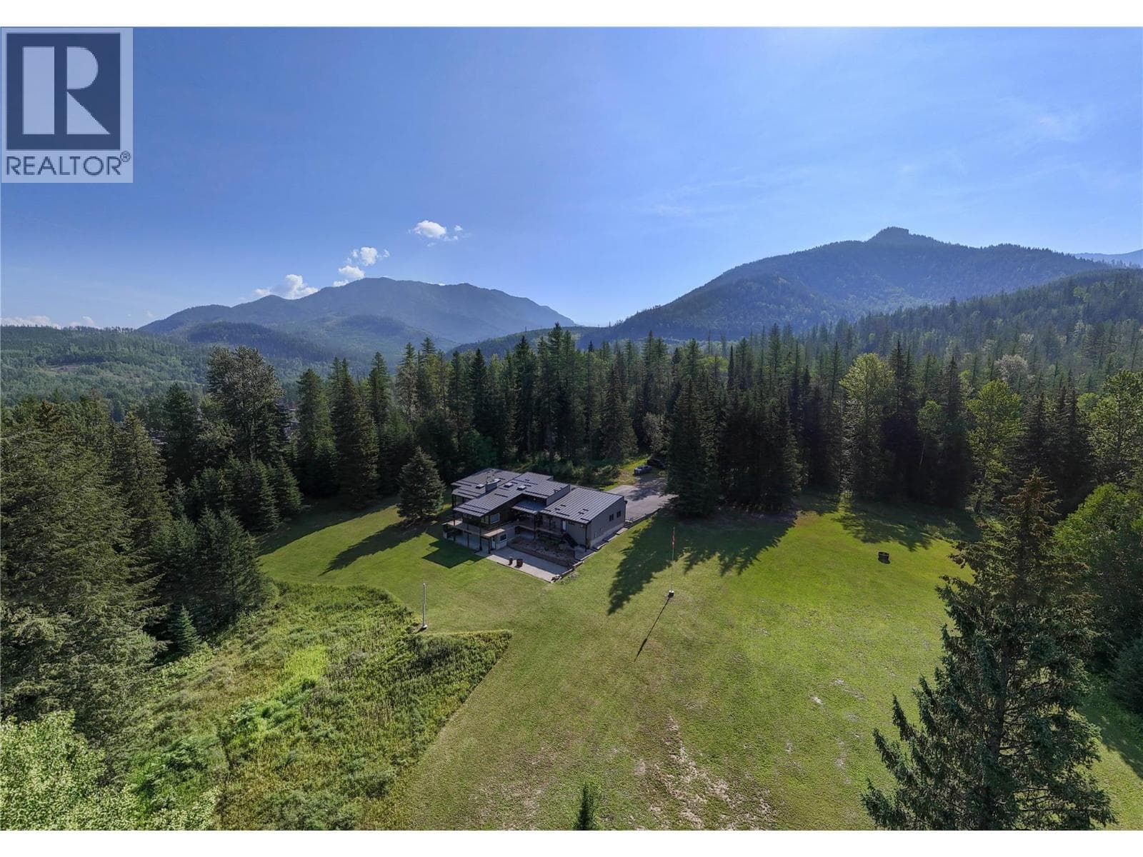 105 Castle Mountain Road photo 3