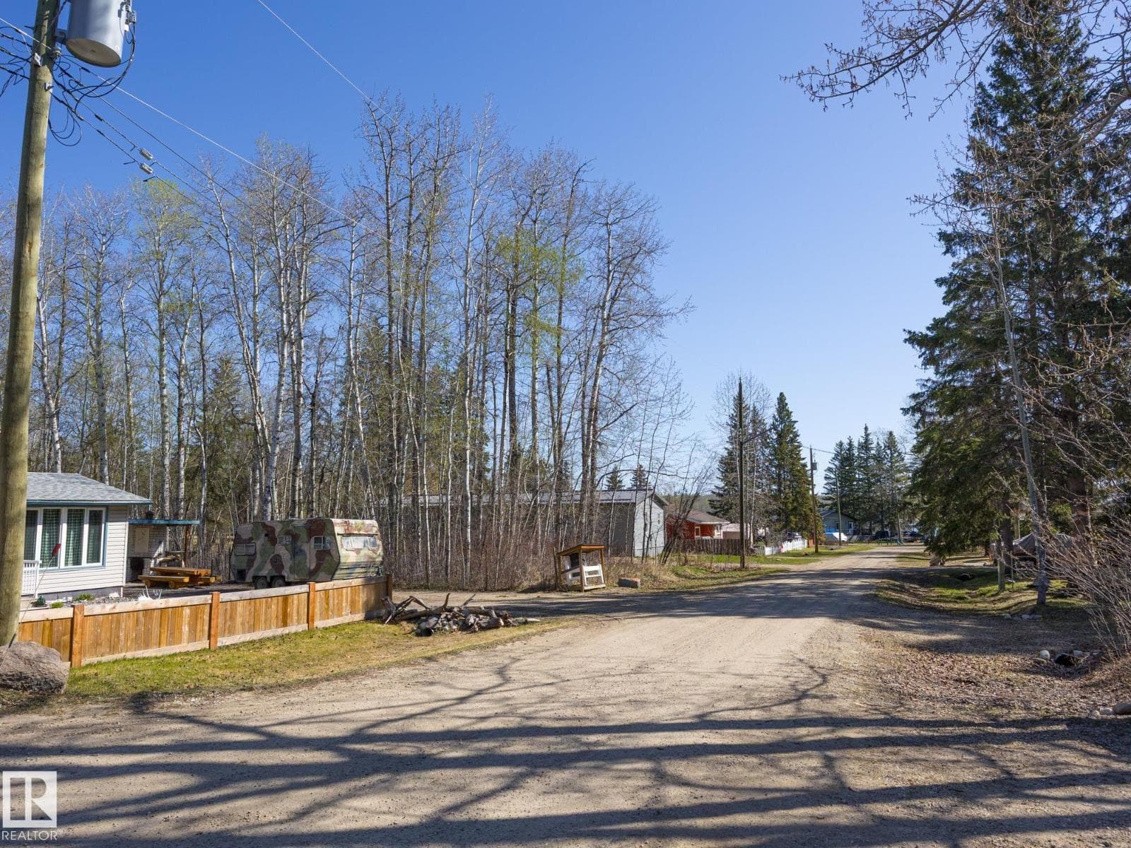 304 3rd Street photo 4