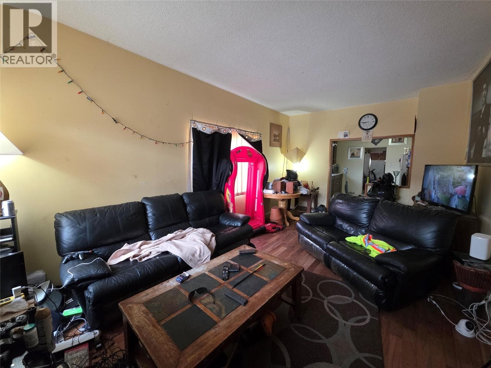 1290 Nelson Avenue photo 3