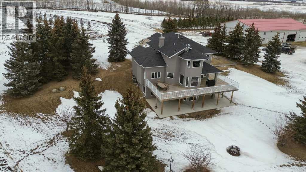 32049 Township Road 423 Road photo 4