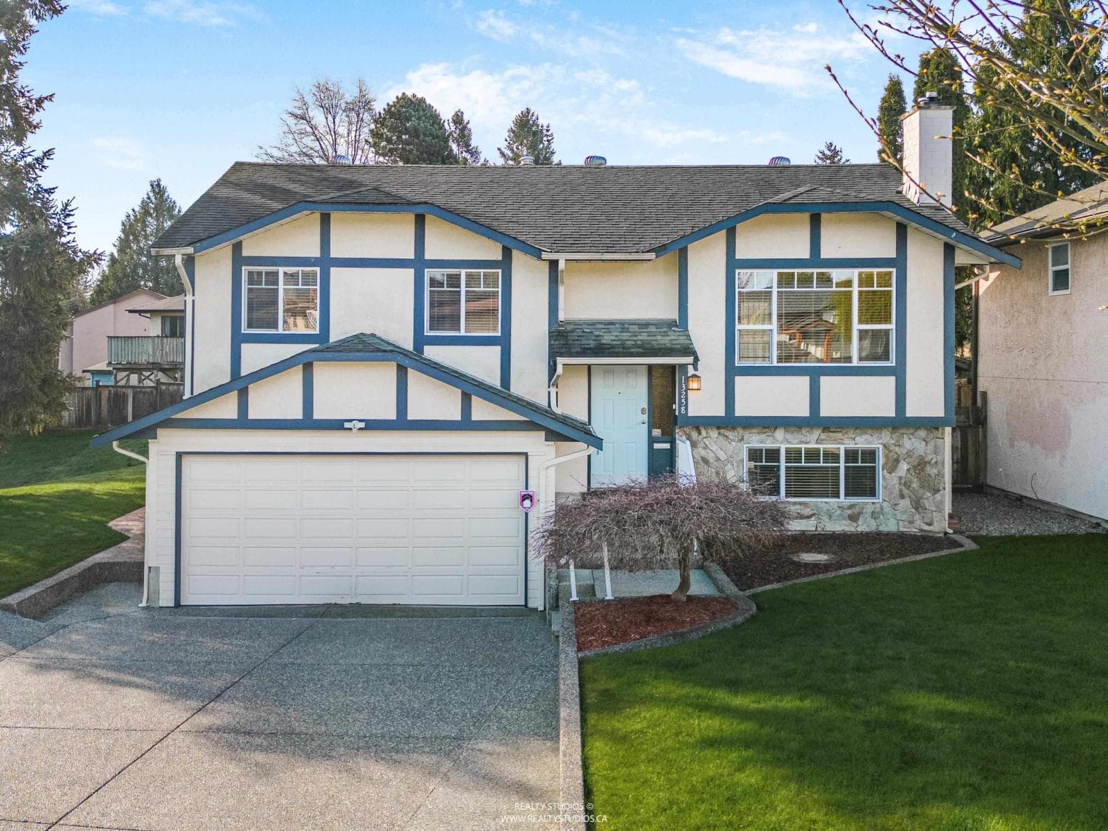 13258 65B AVENUE photo 2