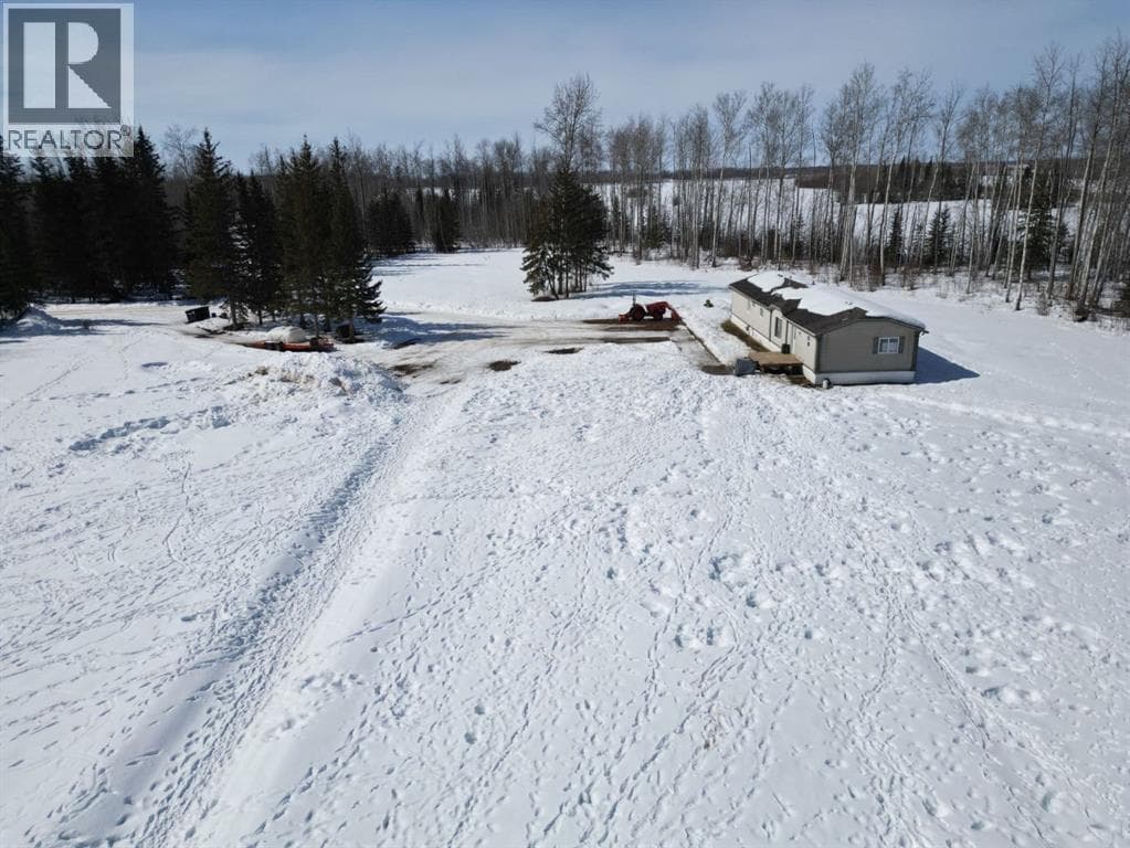 12072 TWP RD 1072 photo 2