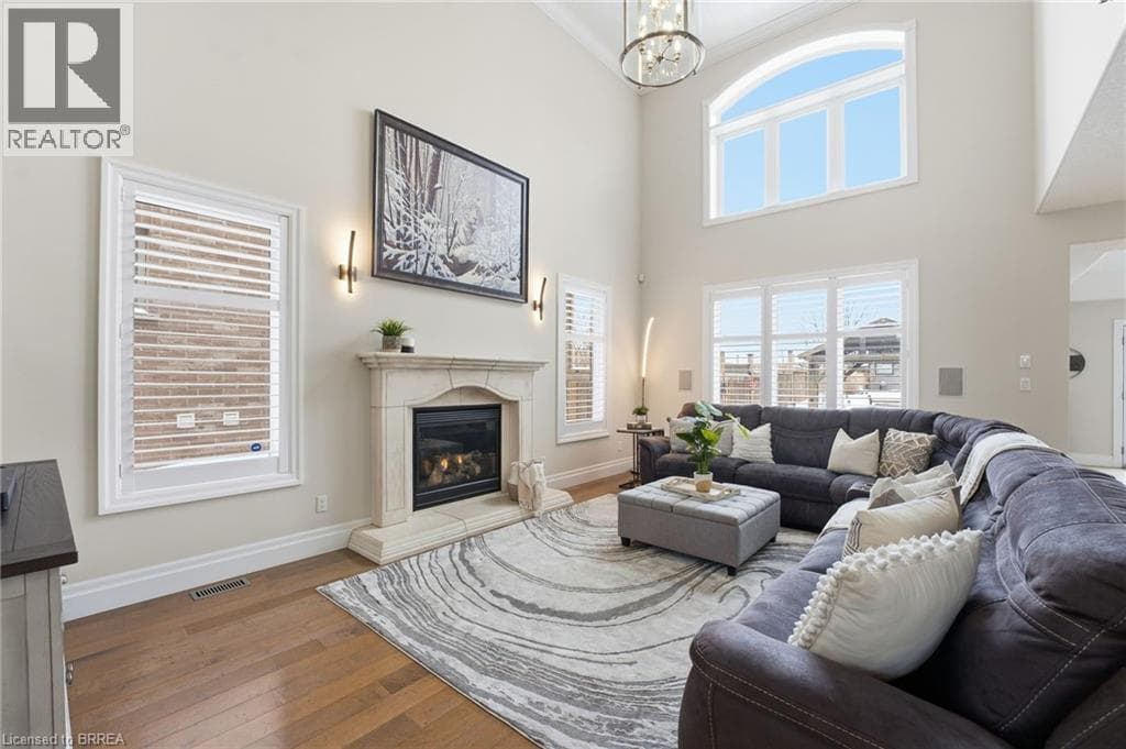 117 ALBERT Street E photo 3