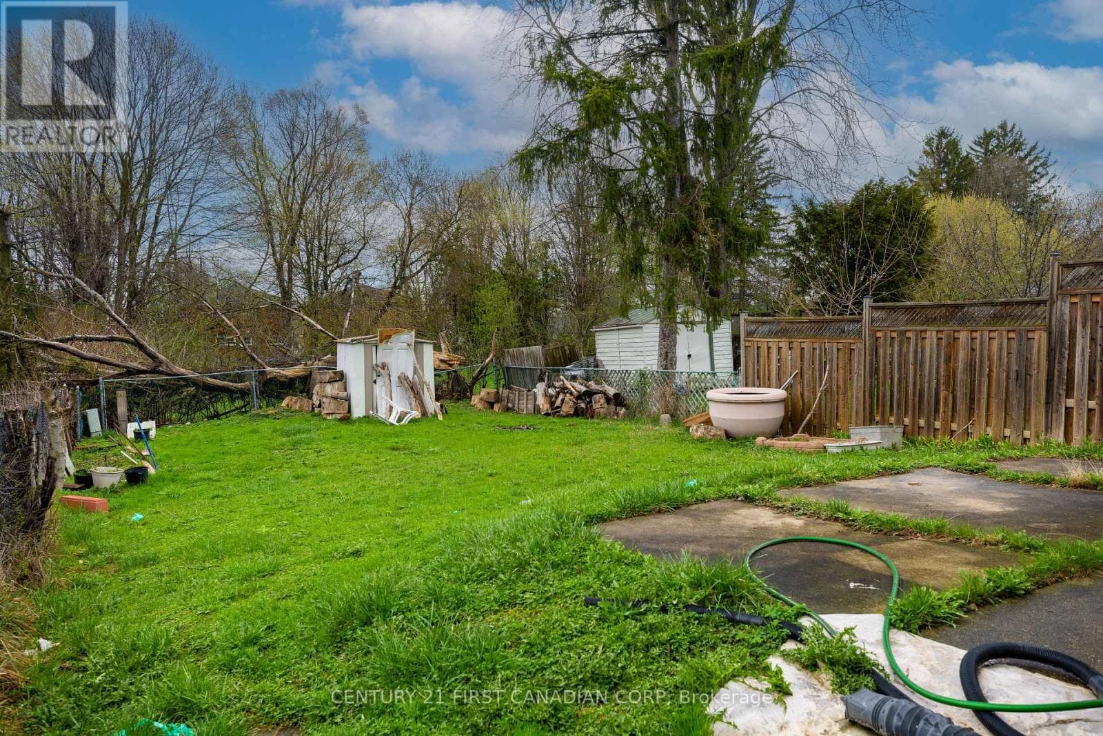 692 SEVILLA PARK PLACE photo 4