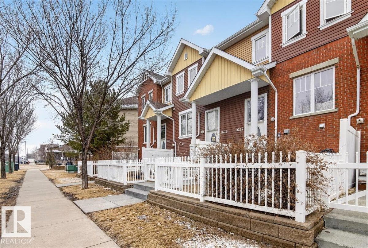 1637 TOWNE CENTRE BV NW — photo 4