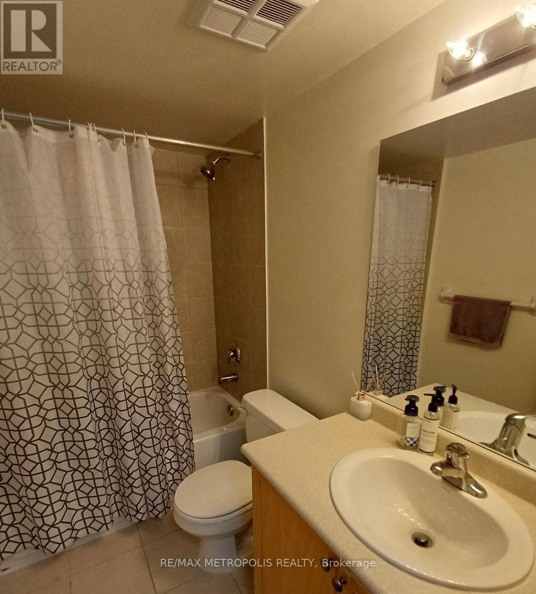 12 - 45 CEDARCROFT BOULEVARD photo 5