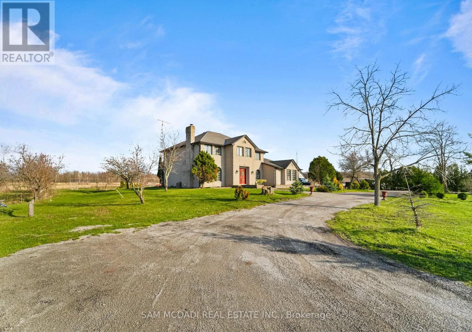 225 PARK ROAD S photo 4