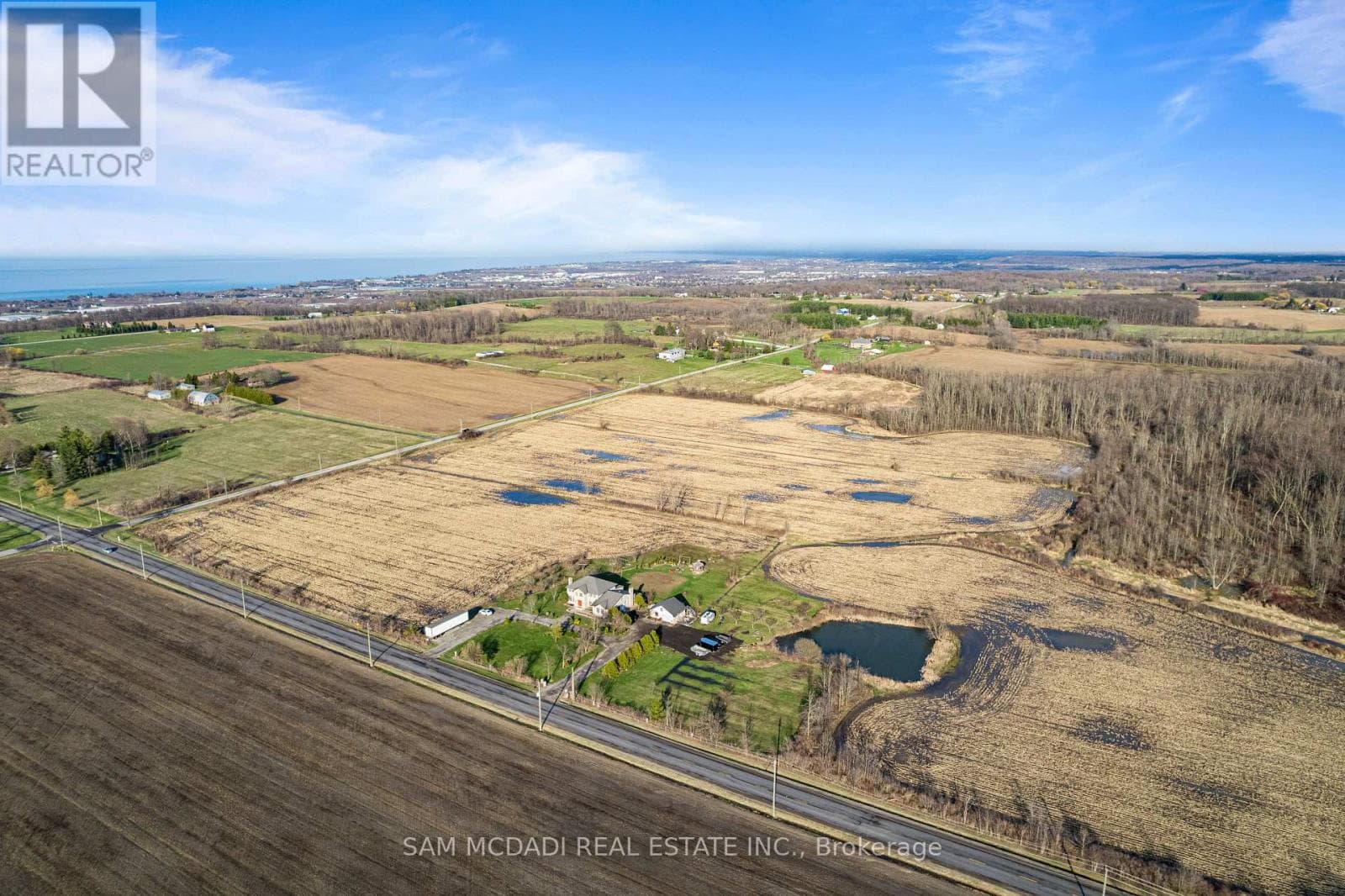 225 PARK ROAD S photo 2