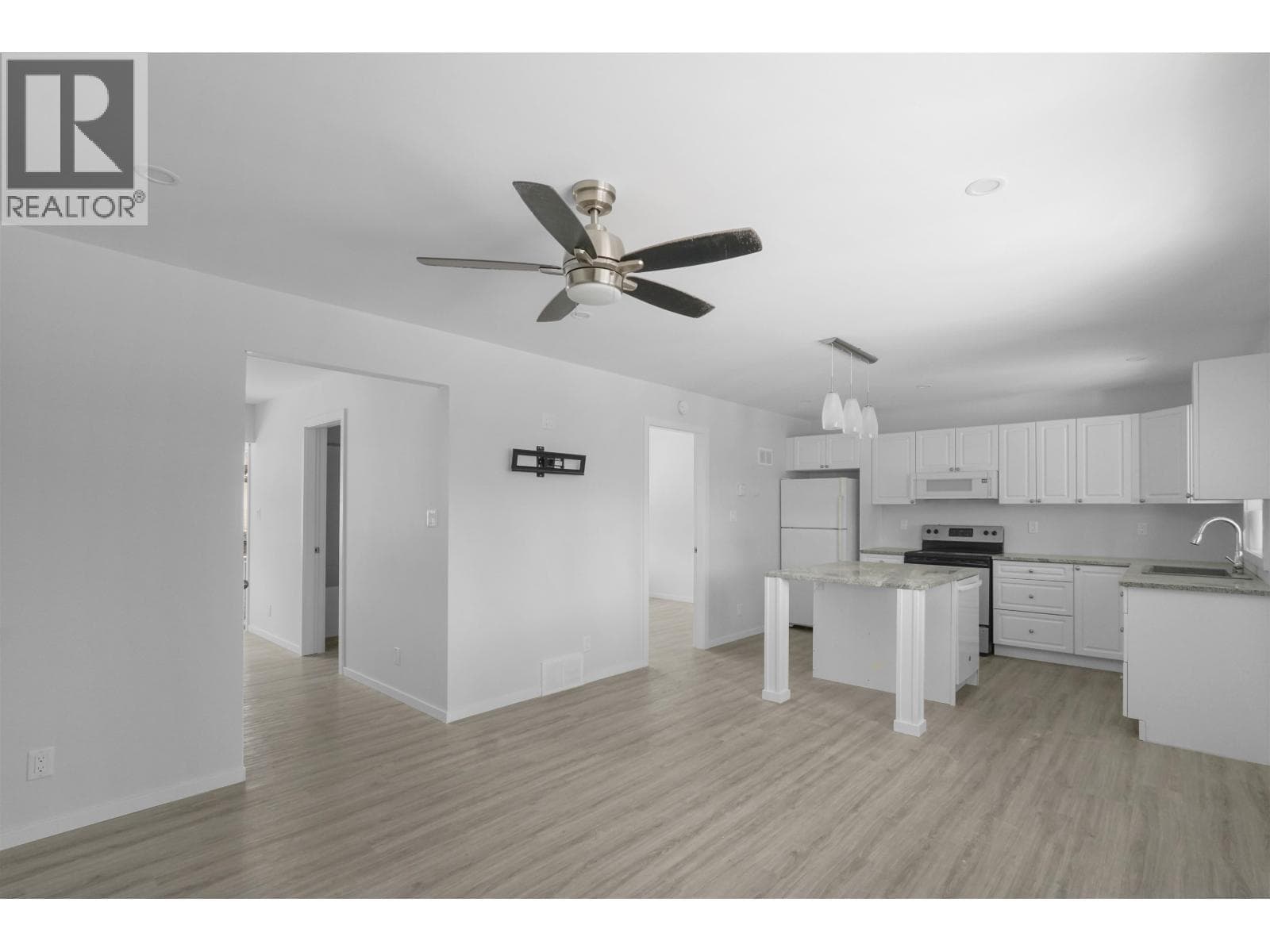15 GANNET CRESCENT photo 2