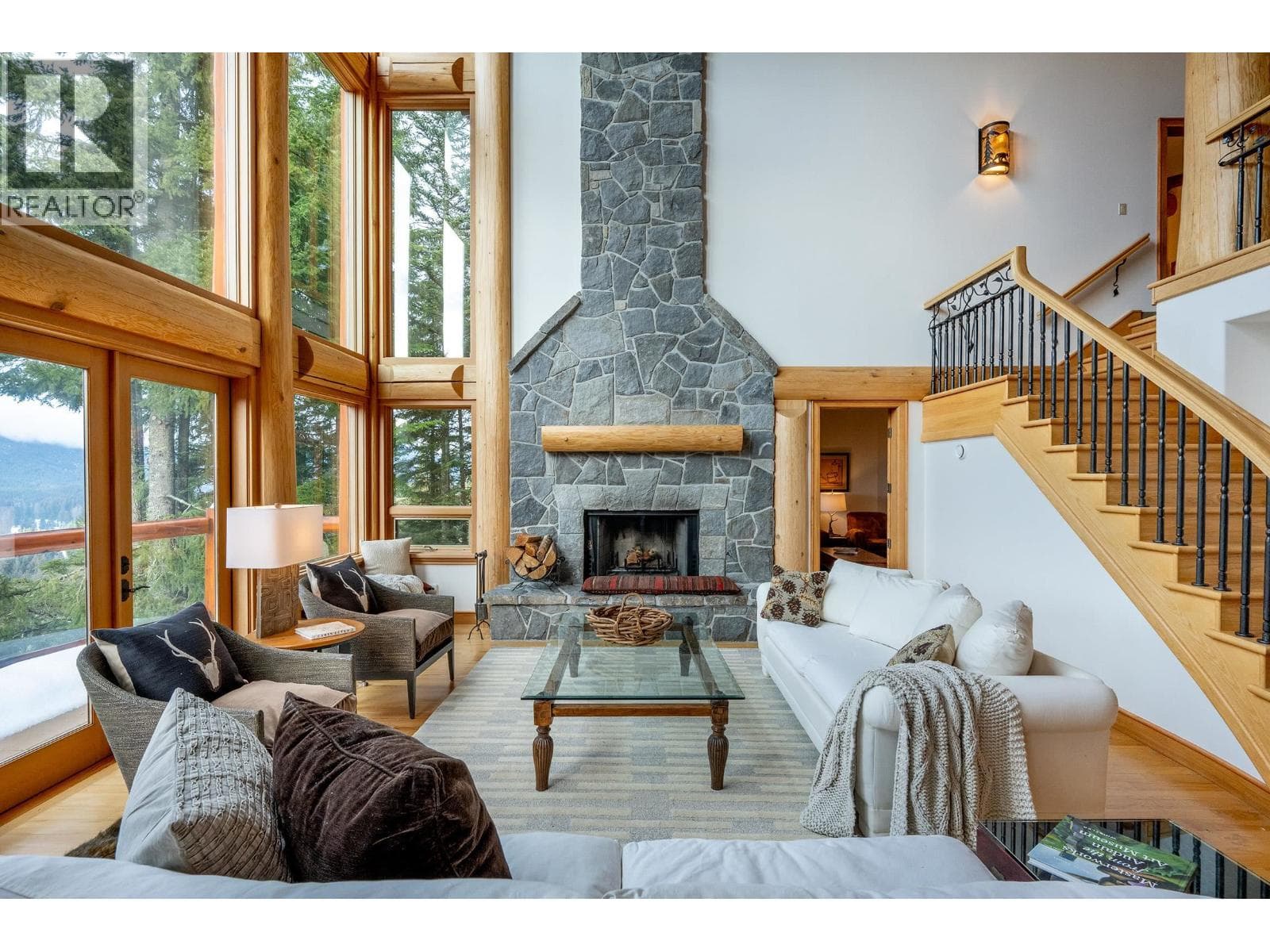 6 bed 9 bath single family at 3826 SUNRIDGE DRIVE — $8,999,000