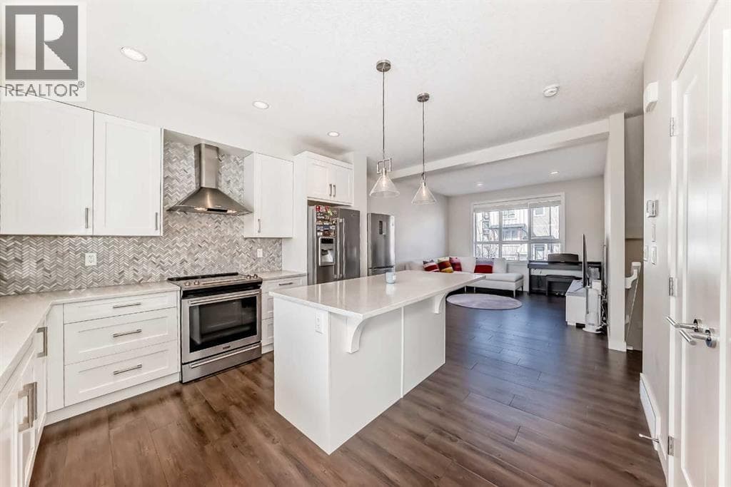 108 Walgrove Cove SE photo 5