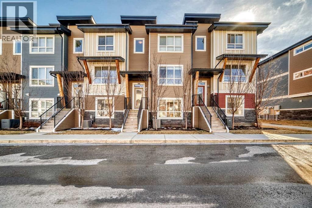 4 bed 3 bath single family at 108 Walgrove Cove SE — $499,000