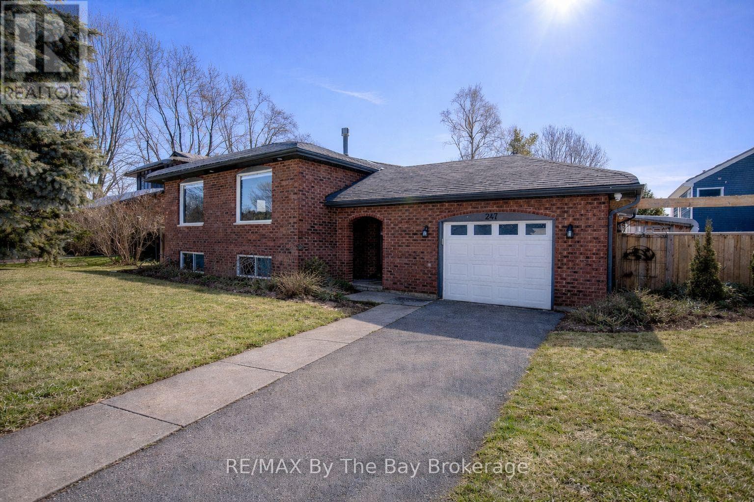 4 bed 2 bath single family at 247 SIMCOE STREET — $699,000